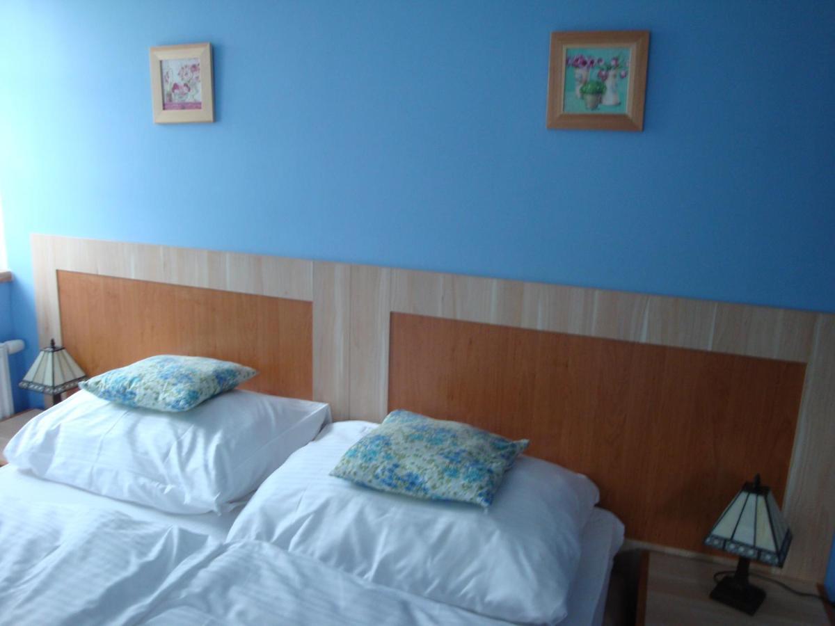 Lazne Evzenie Hotel Klasterec nad Ohri Room photo